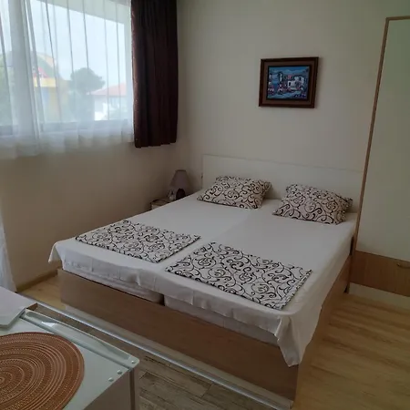 св никола Tschepinzi